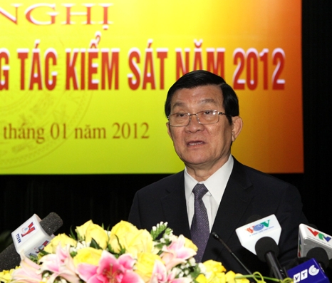 Le Président vietnamien à la conférence-bilan des parquets populaires